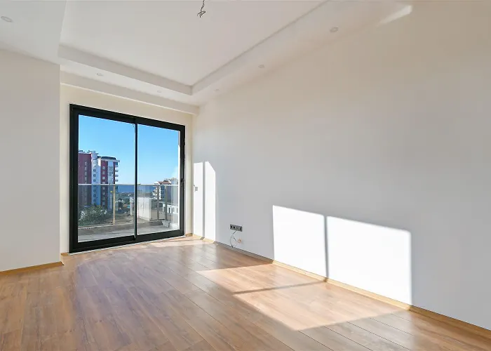 Sifir Muhtesem Havuzlu Aileye Oezel 1e1 Rezidans Aparthotel Alanya