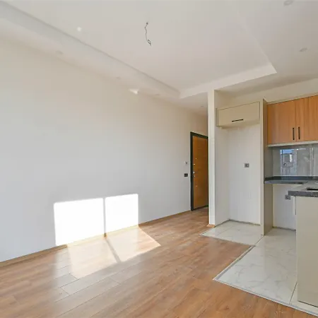 Apartmanhotel Sifir Muhtesem Havuzlu Aileye Oezel 1e1 Rezidans