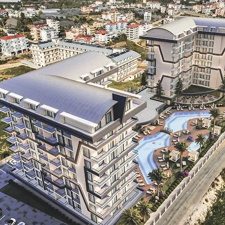 Sifir Muhtesem Havuzlu Aileye Oezel 1e1 Rezidans Alanya