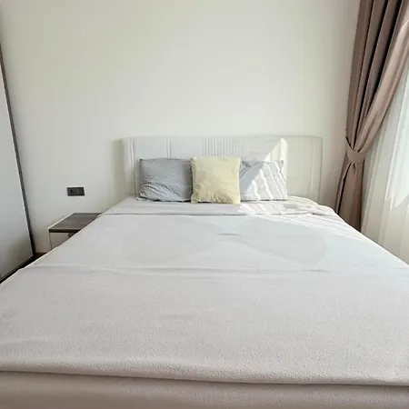 Aparthotel Sifir Muhtesem Havuzlu Aileye Oezel 1e1 Rezidans